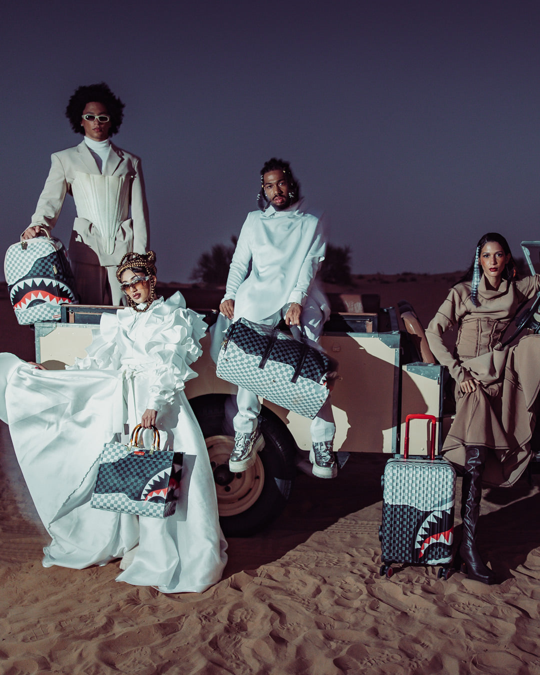 UNSTOPPABLE ENDEAVORS SHARKNAUTICS HARDSHELL CARRY-ON LUGGAGE