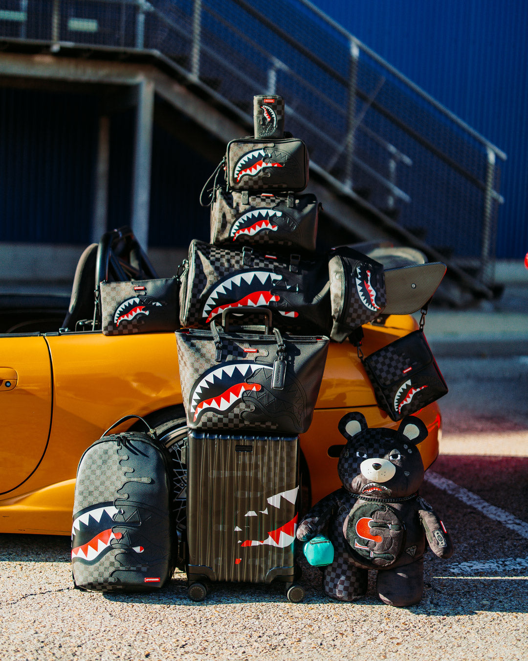 SPEED SHARK SIDE SWIPE MONEYBEAR TEDDY BEAR BACKPACK